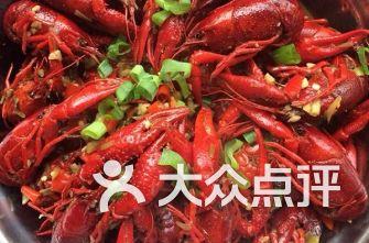 吴忠利通区吃瓜,夏日炎炎，吃瓜群众欢乐多