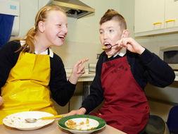 银行白领吃瓜,揭秘金融圈的八卦风云