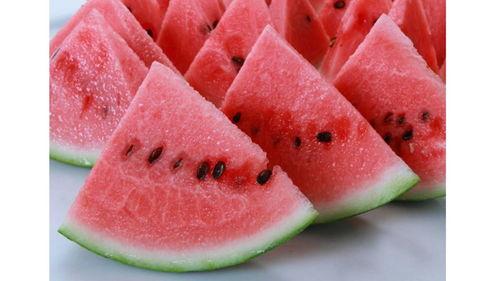 ubb边界雪吃瓜,探寻神秘雪乡的瓜果飘香