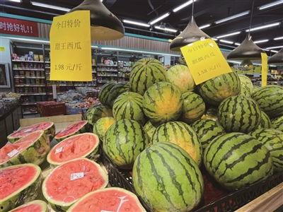 交城人民吃瓜,品味民间美食，探寻地方特色